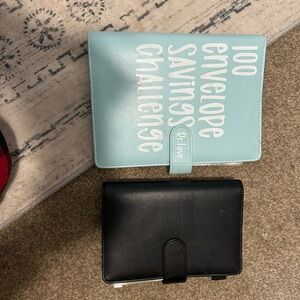 100 Envelope Savings Challenge Organizer Set - Blue and Black